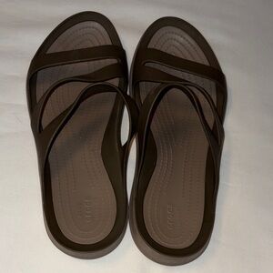 CROCS Dark Brown Swiftwater Sandals